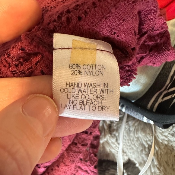 Maroon blouse - Picture 6 of 6